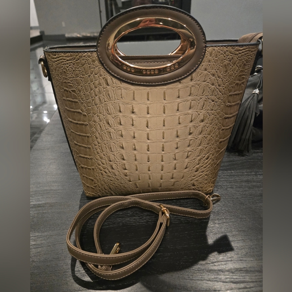 Tan Crocodile Embossed Shoulder Bag with Wooden Handles
